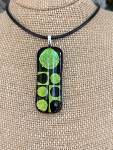 Pendant Mod Pattern with Green Gold Circles